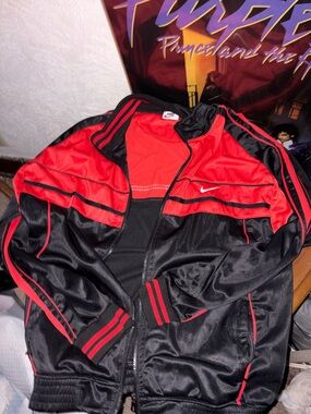 Nike Men’s Black and Red Bomber Jacket